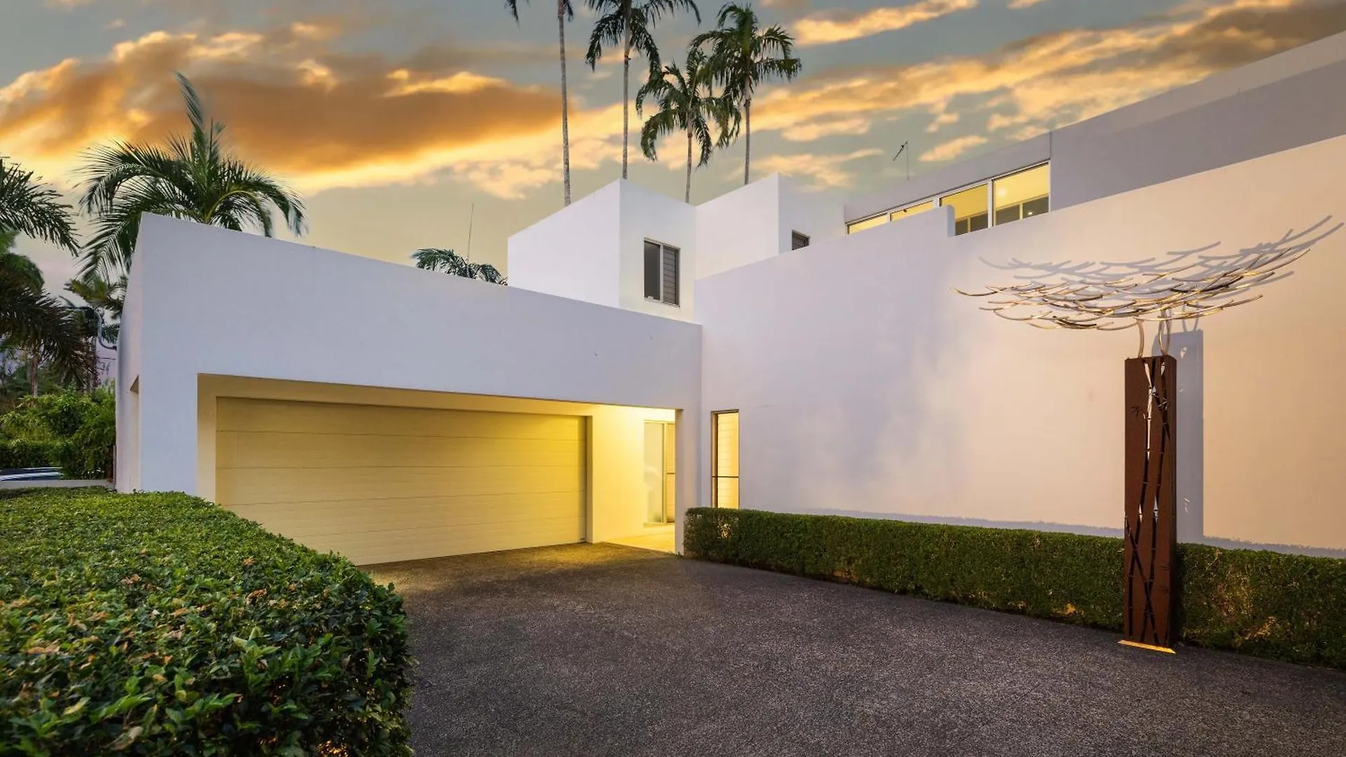 Beachfront 4 Bedroom Luxury Home - 16 Solander Boulevard 道格拉斯港